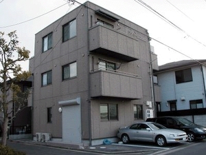 ファミール２００２ 302号-1