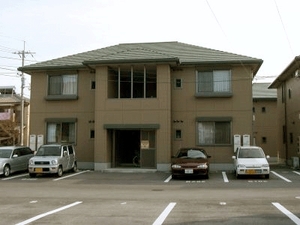 リムステイ　ミキ　Ｂ棟