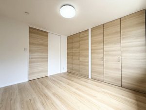 ウエストフィールド E棟 E0201号-8