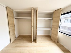 ウエストフィールド E棟 E0201号-9