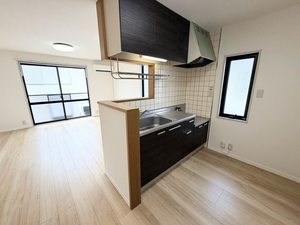 ウエストフィールド E棟 E0201号-14