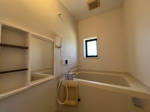 アートウインドウ A棟 A0201号-11