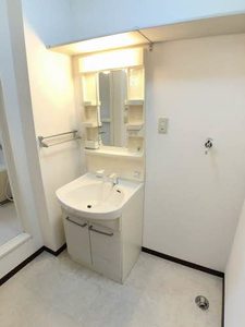 バリュージュ セントラル C棟 C0202号-3