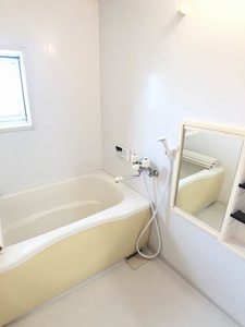 バリュージュ セントラル C棟 C0202号-4