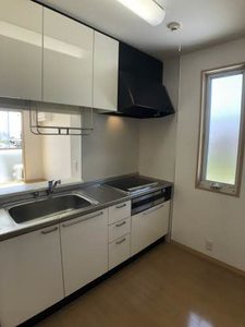 メゾン・フィオレンテ A0201号-2