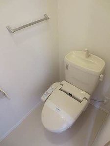 ウィステリア　Ｂ棟 B0102号-4