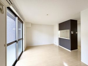 ヴィラージュ 参番館 C0101号-2
