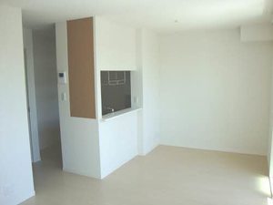 シャーメゾン ジョイナス C棟 A0201号-2