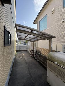 シャーメゾンサンフラワー 101号-13