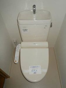 ファミール・メゾン 101号-4