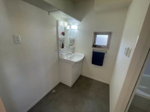 ドムス・ヒルズ J館 J102号-9