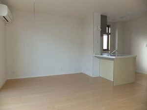 プラムコート　Ｃ棟 B101号-8