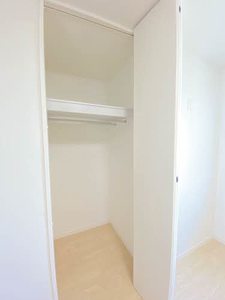 ハンプトンコート 303号-5