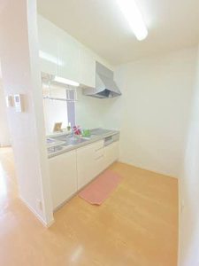 スカイランド　Ｂ棟 B201号-3