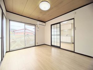 フレグランス 前町 A0201号-2