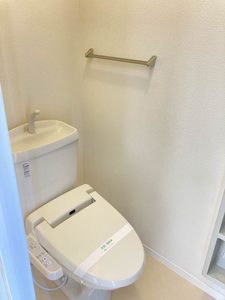 サンライズＳＡＫＡＩ　Ｂ棟 B0102号-5