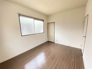 フレグランス飯山 C棟 C101号-4