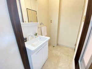 フレグランス飯山 C棟 C101号-14