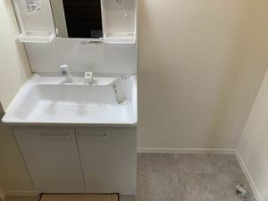 ローレルTAKU 302号-11