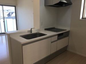 ローレルＴＡＫＵ 303号-3