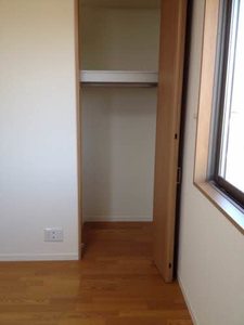 サン・プレジオ　美 B201号-4