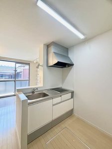 シャーメゾン・悠 A0102号-3