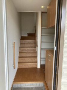 メゾン・ルミエール 205号-13