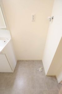 アンルミエール A棟 A0201号-8