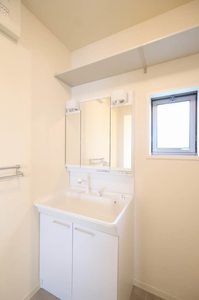 ファミールＮ A0202号-9