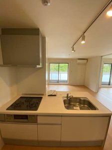 ラ・スリーズガーデン A棟 A0305号-6