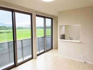 シャーメゾン愛花夢 101号-5