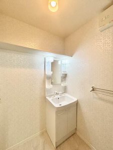 シャーメゾンアレーズ A0105号-4