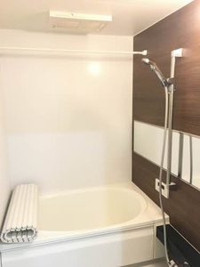 シャーメゾン丸亀 102号-6