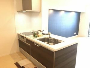 シャーメゾン丸亀 102号-8