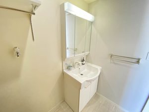 シャーメゾン丸亀 302号-13