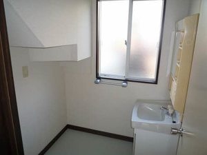 エステイト仙波 B棟-3