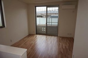 ＲＡＩＮＢＯＷ中島　Ｄ棟 D0111号-2