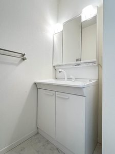 シャーメゾンガーデン福島　Ｂ棟 B203号-5