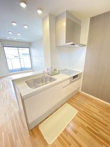 シャーメゾン宇多津　Ｃ棟 205号-3