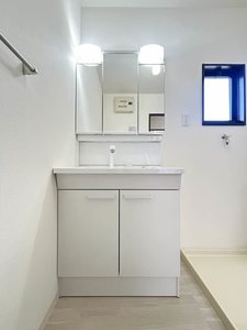 ファミールアルファ　Ａ棟 A202号-5