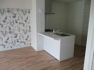 シャーメゾンアレーズⅢ A0202号-8