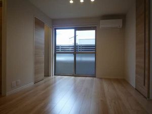 シャーメゾン来住 A0102号-4