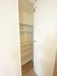 Ｌａｐａｉｘ栗林 301号-8