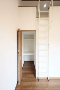 シュベール富安 101号-4