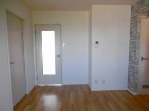 メゾン・アムール C棟 C0202号-8