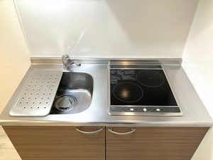 ａｌｐｈａ・ＴＨＥ・ＴＥＲＲＡＣＥ　駅南通り A0105号-4