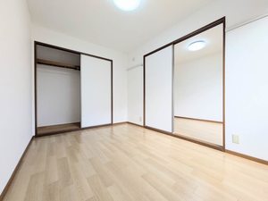 ヴィラージュゆきＣ棟 C101号-12