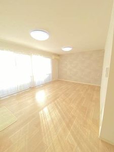 エクセル・メゾン D棟 D102号-2