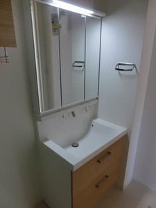 お問合せ番号：2006300-7