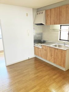 ピアット B棟 B0201号-2